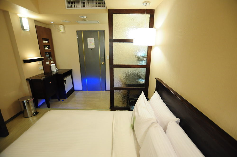 Kindness Hotel Shinkuchan Kaohsiung Bagian luar foto