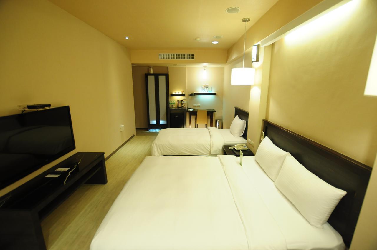 Kindness Hotel Shinkuchan Kaohsiung Bagian luar foto
