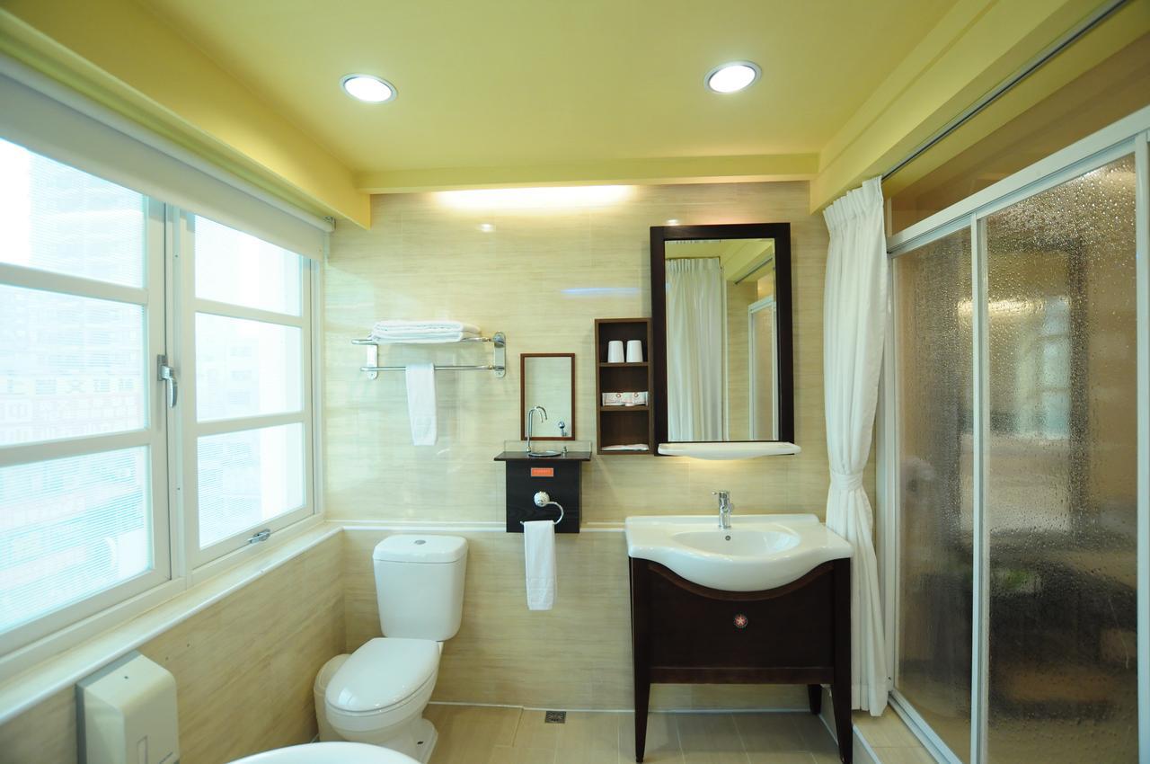Kindness Hotel Shinkuchan Kaohsiung Bagian luar foto