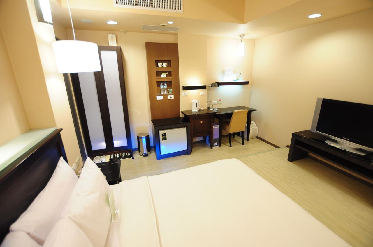 Kindness Hotel Shinkuchan Kaohsiung Bagian luar foto