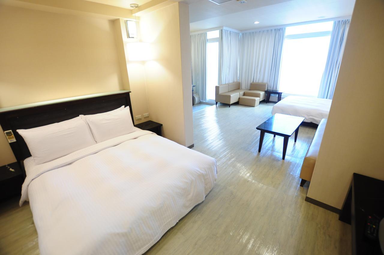 Kindness Hotel Shinkuchan Kaohsiung Bagian luar foto