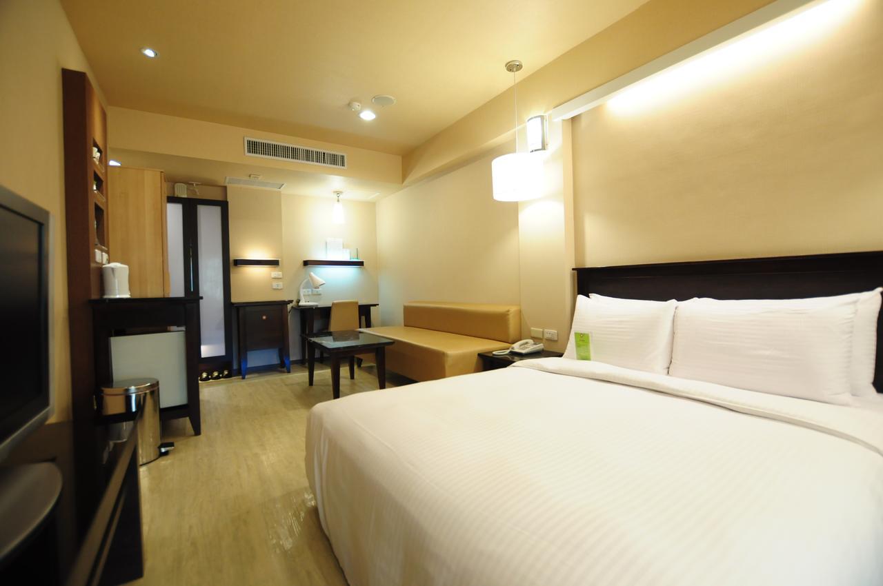 Kindness Hotel Shinkuchan Kaohsiung Bagian luar foto