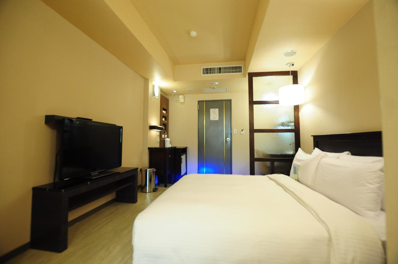 Kindness Hotel Shinkuchan Kaohsiung Bagian luar foto