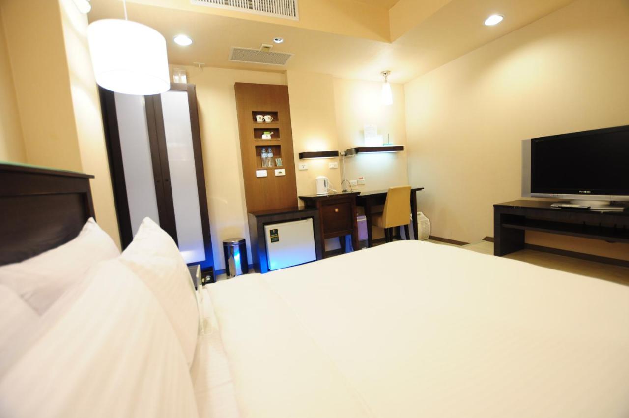 Kindness Hotel Shinkuchan Kaohsiung Bagian luar foto
