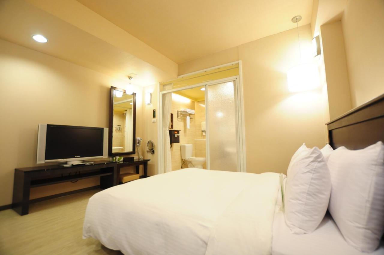 Kindness Hotel Shinkuchan Kaohsiung Bagian luar foto
